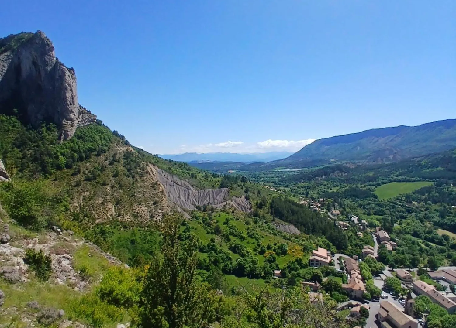 Les Terrasses Du Paradis Guest House Orpierre France